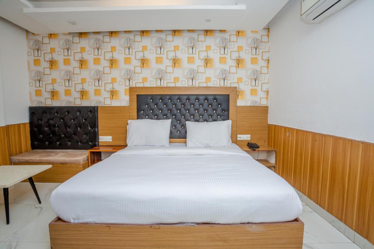 Hotel Doon เดห์ราดุน ภายนอก รูปภาพ